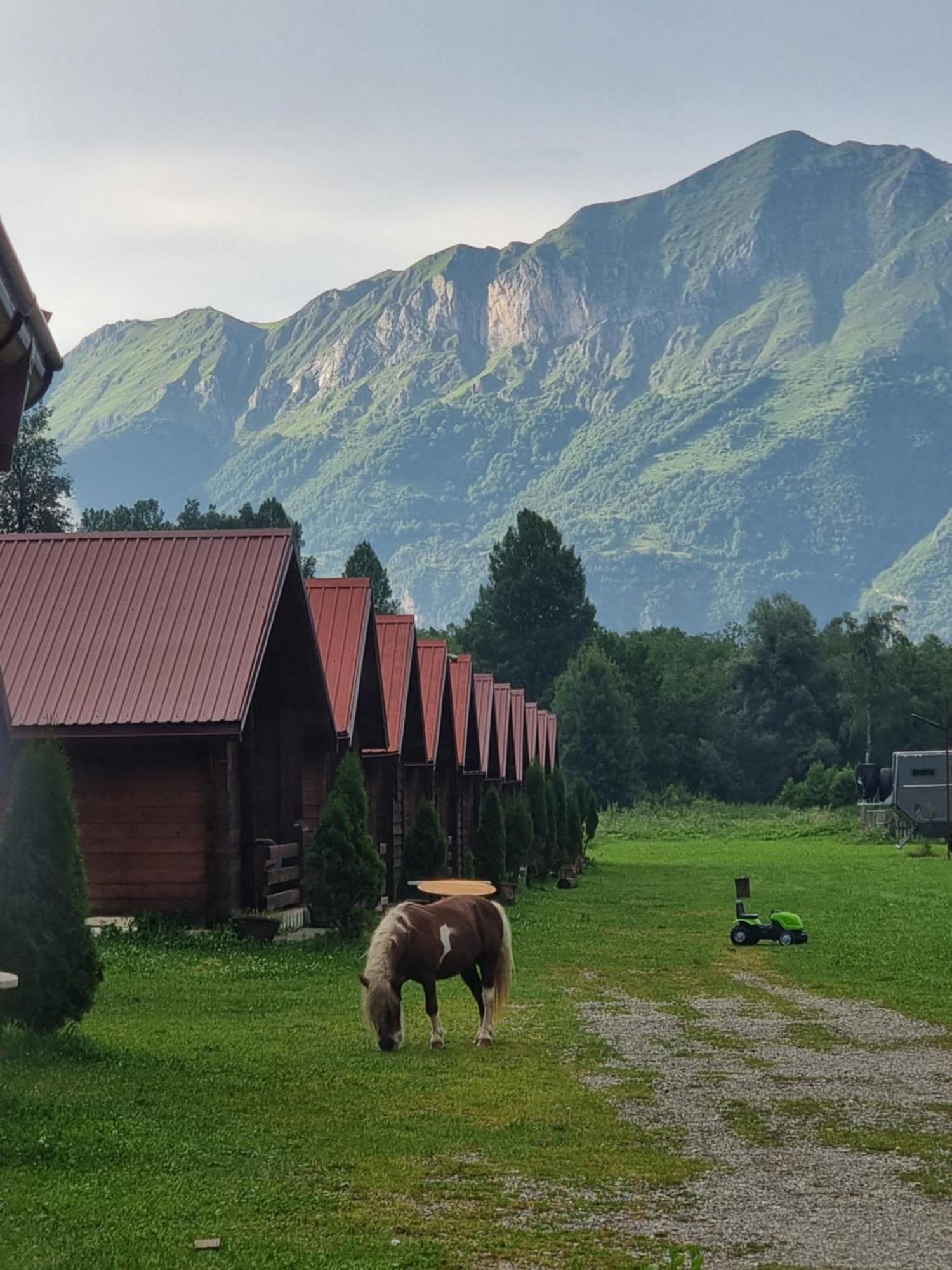 فندق Ethno Katun Rosi Agrotourism Gusinje المظهر الخارجي الصورة
